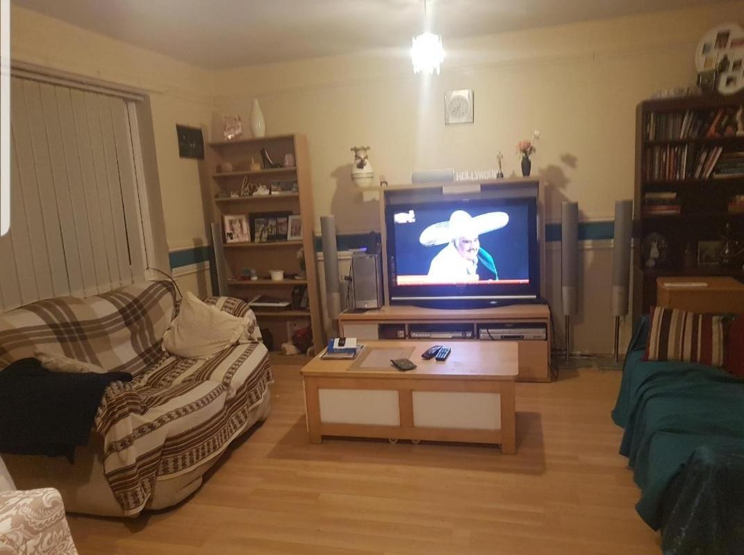 Double Bedroom In ليفربول المظهر الخارجي الصورة